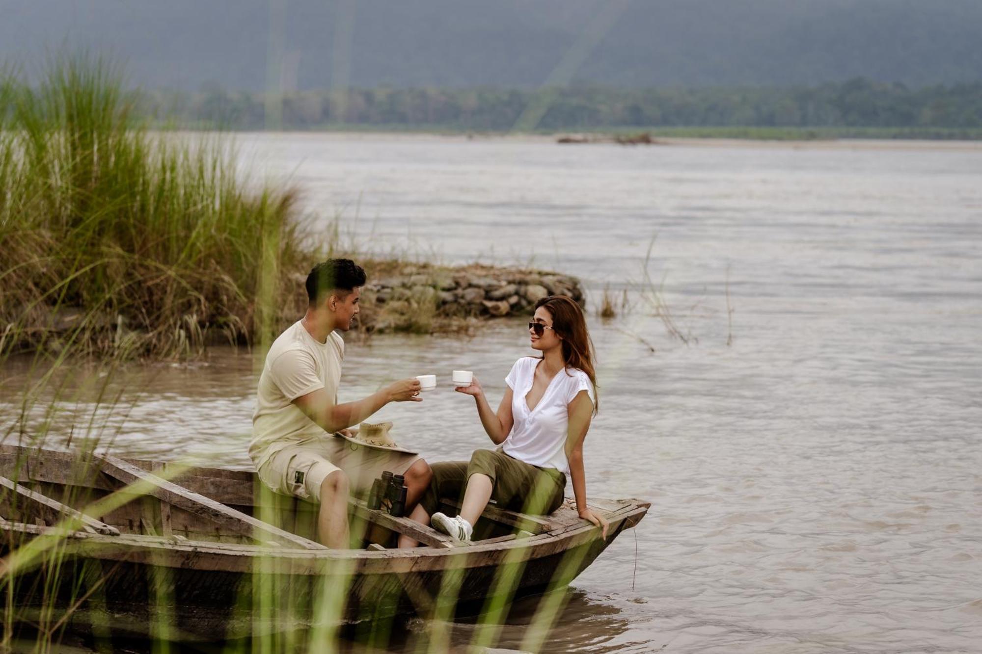 Sanctuary Chitwan National Park チトワン エクステリア 写真