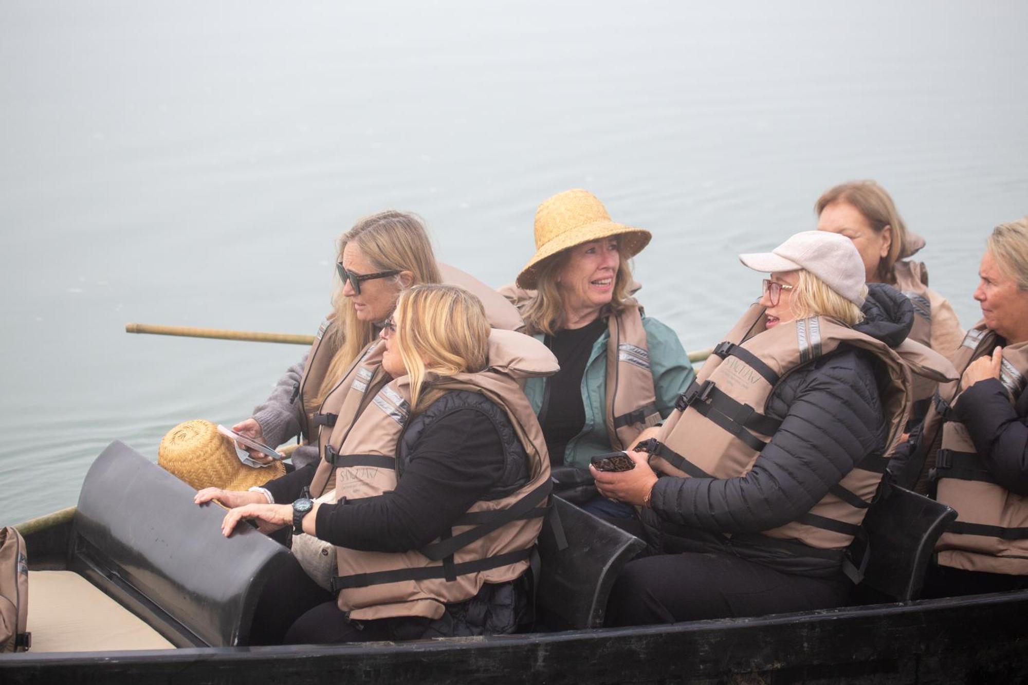 ホテル Sanctuary Chitwan National Park エクステリア 写真